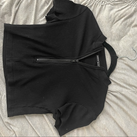 Zippered crop top - Picture 3 of 5